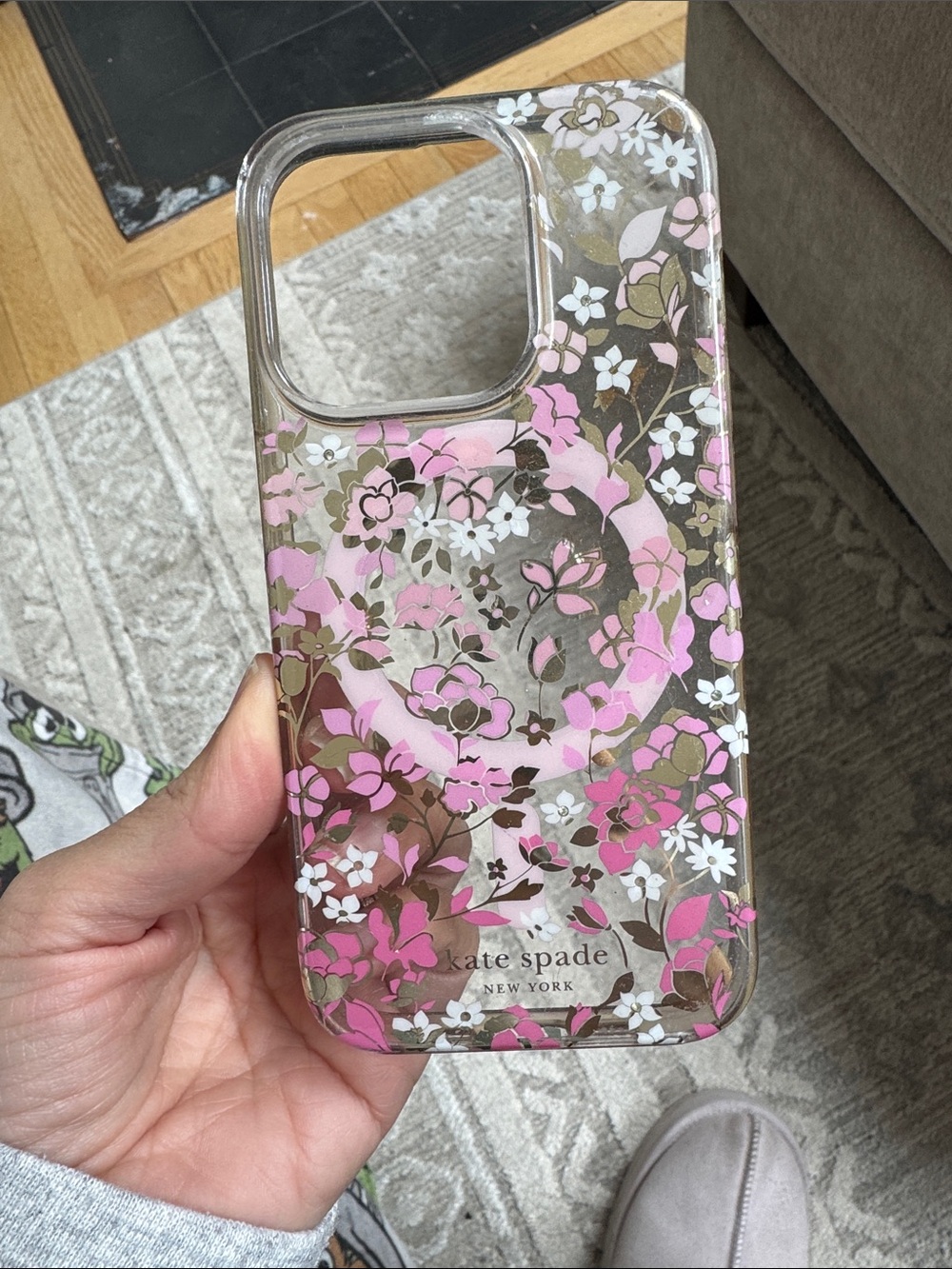 kate spade iPhone 15 Pro Case, Compatible with MagSafe - Flowerbed Pink Ombre